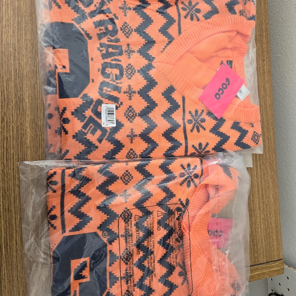 Womans college football sweaters XL Syracuse